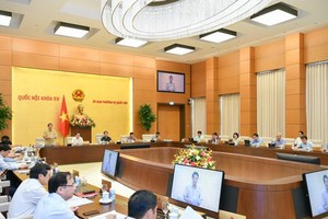 Phiên họp sáng 22/9 của Uỷ ban Thường vụ Quốc hội.