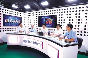 Talkshow “Đảm bảo điện cho miền Bắc năm 2022” do Báo Đầu tư tổ chức thu hút sự quan tâm của đông đảo độc giả, nhà quản lý, chuyên gia và doanh nghiệp. Ảnh: Chí Cường