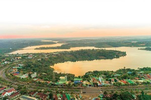 Tây Nguyên được đính hướng trở thành vùng phát triển nhanh, bền vững dựa trên kinh tế xanh, tuần hoàn; giàu bản sắc văn hoá dân tộc, điểm đến đặc sắc, hấp dẫn khách du lịch trong nước và quốc tế..