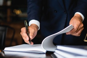 Số lượng hợp đồng bảo hiểm liên kết chung được ký kết ngày một nhiều, nhưng tranh chấp cũng gia tăng 