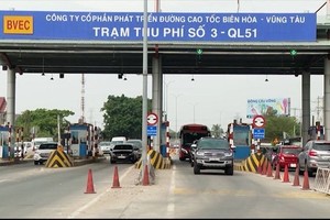 Dự án BOT Quốc lộ 51 sẽ tạm dừng thu phí từ 7h sáng ngày mai (13/1).