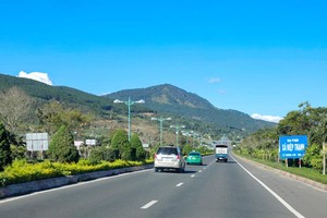 Một đoạn cao tốc Liên Khương - Prenn.