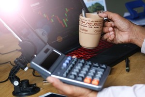 Điểm sáng kinh tế và triển vọng nâng hạng là động lực hút dòng tiền 