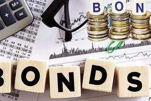 Sôi động giao dịch đổi nợ lấy cổ phần 