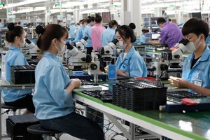 HSBC: Hạ dự báo GDP năm 2023 xuống 5,0%, kỳ vọng tăng trưởng sẽ có bước ngoặt lớn vào quý IV/2023