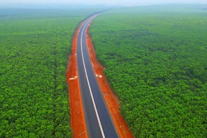 Toàn cảnh cao tốc Phan Thiết - Dầu Giây trước ngày thông xe 