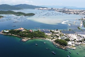 Một góc khu kinh tế Vân Phong nhìn từ trên cao, nguồn:Internet.