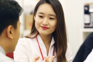 Khó chồng khó khiến “gà đẻ trứng vàng” bancassurance không còn màu mỡ như trước