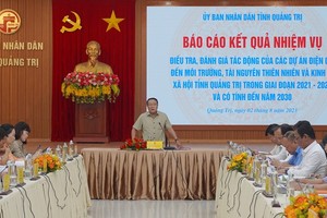 Ông Hà Sỹ Đồng, Phó Chủ tịch UBND tỉnh Quảng Trị yêu cầu các sở, ngành không chạy theo số lượng dự án mà phải đảm bảo hài hòa các lợi ích. Ảnh: Tiến Nhất. 