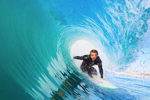 “Sóng sánh” cổ phiếu đầu tư công