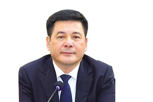 Bộ trưởng Bộ Công thương Nguyễn Hồng Diên