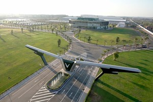 Doanh nghiệp tuần qua: FPT chưa IPO ở Mỹ; VinFast xây nhà máy ở Indonesia; Vietjet và Boeing chốt kế hoạch giao tàu bay 