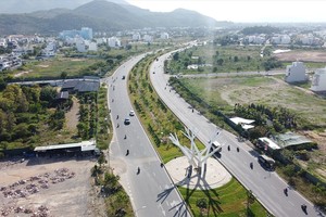 Dự án đầu tư trục đường Vành đai 3 kết nối đường Võ Nguyên Giáp (ảnh) và Đại lộ Nguyễn Tất Thành (tỉnh Khánh Hòa). Ảnh: H.L