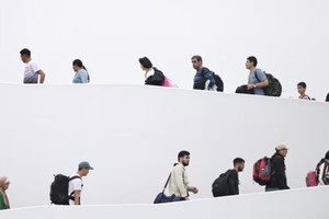 Người di cư nhân đạo đến Mỹ tăng gần gấp đôi vào năm 2022. Ảnh: Getty Images