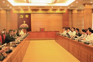 Phòng Thương mại và Công nghiệp Pháp tại Việt Nam thăm và tìm hiểu môi trường đầu tư tại Vĩnh Phúc