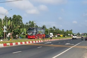 Một đoạn Quốc lộ 1 đoạn từ TP. Ngã Bảy, tỉnh Hậu Giang đến huyện Châu Thành, tỉnh Sóc Trăng. (Ảnh: Bộ GTVT).