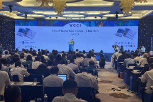 Chủ tịch VCCI Phạm Tấn Công phát biểu tại Lễ công bố Báo cáo thường niên ĐBSCL năm 2023