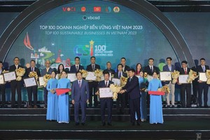 Lần thứ 6 liên tiếp Tập đoàn Phenikaa được vinh danh trong top 100 doanh nghiệp phát triển bền vững Việt Nam