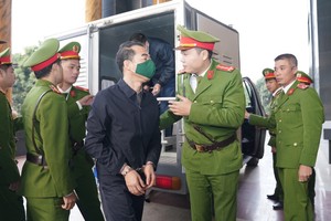 Tòa phúc thẩm xét đơn kháng cáo của 21 bị cáo vụ 'chuyến bay giải cứu'