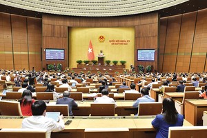 Nhiều chính sách mới đã được Quốc hội bấm nút thông qua tại Kỳ họp thứ sáu. Ảnh: quochoi.vn