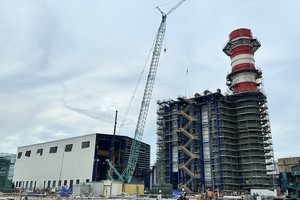 Mất 7 - 10 năm mới có thể làm xong dự án điện khí LNG