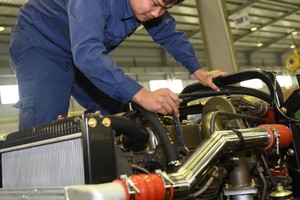 Nhiều nhà sản xuất linh kiện ô tô đang nhắm đến Việt Nam để sản xuất, xuất khẩu. Ảnh: Dũng Minh 