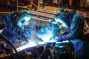 Nhiều biến số với giá kim loại