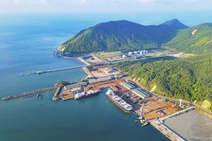 Cảng Vũng Áng - Hà Tĩnh.