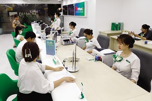 Nhiều khả năng, VPBank tiếp tục đề xuất chính sách chia cổ tức năm nay bằng tiền mặt. Ảnh: Đ.T