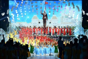 TP.HCM: Khai mạc Lễ hội Áo dài 2024 với nhiều màu sắc nổi bật