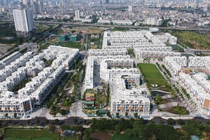 Phát triển dự án luôn cần nguồn vốn lớn và dài hạn. Ảnh: Dũng Minh 