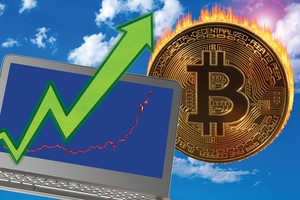 Nhu cầu đầu tư Bitcoin và vàng ngày càng tăng