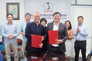 Ông Vũ Thế Bình và ông Nguyễn Anh Tuấn chủ trì buổi làm việc.