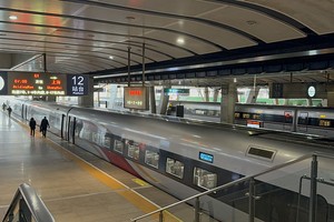 Việt Nam tìm hiểu kinh nghiệm quốc tế về phát triển đường sắt tốc độ cao