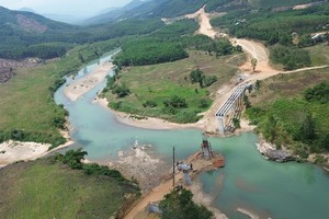 Dự án nâng cấp, mở rộng Quốc lộ 14E có tổng vốn đầu tư hơn 1.8484 tỷ đồng.