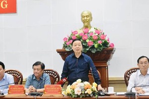Phó Thủ tướng Trần Hồng Hà phát biểu chỉ đạo các tỉnh ven biển ĐBSCL ứng phó với hạn mặn