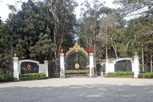 King Palace tại Dinh I do Công ty cổ phần Hoàn Cầu Đà Lạt làm chủ . Ảnh: P.V