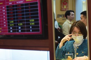 Chênh lệch giá vàng trong nước và thế giới đang rất lớn