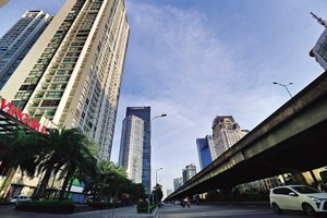 Lượng trái phiếu doanh nghiệp bất động sản phát hành trong 4 tháng đầu năm chiếm tới 51,2%. Ảnh: Đức Thanh