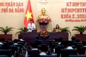 Sáng 24/5, HĐND thành phố Đà Nẵng khóa X, nhiệm kỳ 2021-2026, tổ chức kỳ họp thứ 17 (kỳ họp chuyên đề) để xem xét, cho ý kiến một số nội dung theo thẩm quyền. Ảnh: Ngô Huyền