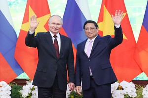 Thủ tướng Phạm Minh Chính hội kiến Tổng thống Liên bang Nga Vladimir Putin. (Ảnh: VGP/Nhật Bắc)
