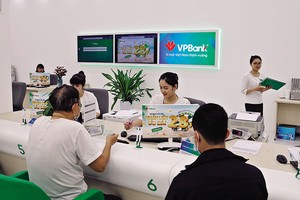 Riêng quý II/2024, số tiền được đẩy ra nền kinh tế là 422.000 tỷ đồng. Ảnh: Đức Thanh