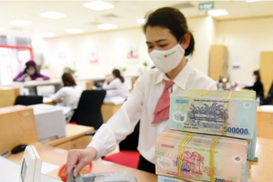 Tín dụng tăng vọt trong tháng 6/2024, hệ thống ngân hàng bơm hơn 800.000 tỷ đồng ra nền kinh tế