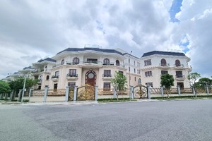 Với giá trị cao, khách hàng là giới siêu giàu. Chủ đầu tư dự án phải biến dòng sản phẩm hàng sang với các tiện ích 5, 6 sao. Ảnh: Gia Huy