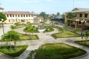 Dự án đầu tư nâng cấp, cải tạo Bệnh viện đa khoa huyện Lệ Thủy là 1 trong các dự án thành phần thuộc Dự án Đầu tư xây dựng nâng cấp, cái tạo 6 Bệnh viện đa khoa, Trung tâm y tế huyện, tỉnh Quảng Bình sử dụng vốn thuộc Chương trình Phục hồi kinh tế xã hội.