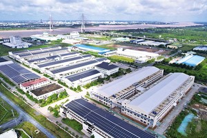 Các KCN vùng Đồng bằng sông Cửu Long đóng góp tích cực vào tăng trưởng kinh tế. Trong ảnh: KCN Bình Minh (tỉnh Vĩnh Long) Ảnh: Công Danh