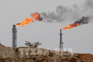 Cơ sở khai thác dầu của Iran trên đảo Khark, ngoài khơi vùng Vịnh. Ảnh: AFP/TTXVN