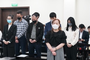 Cựu Chủ tịch Hội đồng quản trị Tập đoàn Vimedimex và 10 bị cáo bị đưa ra xét xử sơ thẩm.