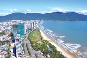 Do có nhiều vướng mắc như thu hồi đất, quy hoạch phân khu…, nên xảy ra tình trạng các dự án ven biển Đà Nẵng chậm triển khai.