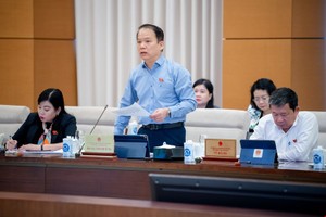 Chủ nhiệm Uỷ ban Pháp luật Hoàng Thanh Tùng.